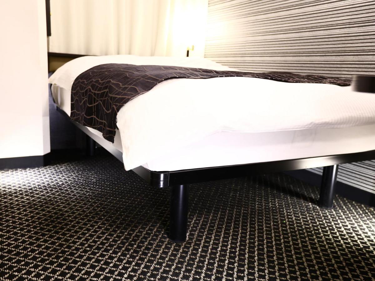Apa Hotel Shin Osaka Esaka Ekimae Суйта Екстер'єр фото