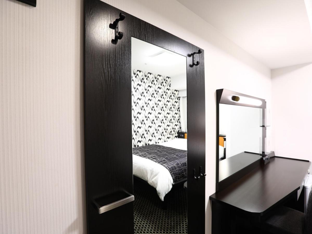 Apa Hotel Shin Osaka Esaka Ekimae Суйта Екстер'єр фото